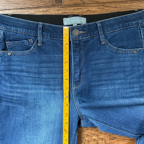 Wit & Wisdom Mid Rise Flare Jeans Stretch Elastic Waist Faded Whiskers Size 10 - Picture 10 of 14